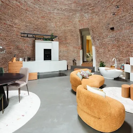 Ghiacciaia Melloni, A Charming Retreat Near Bologna Villa *
