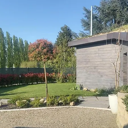 Ghiacciaia Melloni, A Charming Retreat Near Bologna